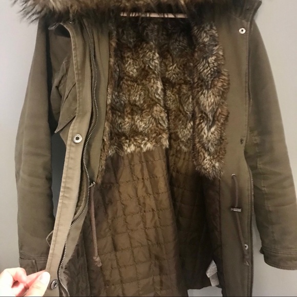 Parka - Picture 4 of 4